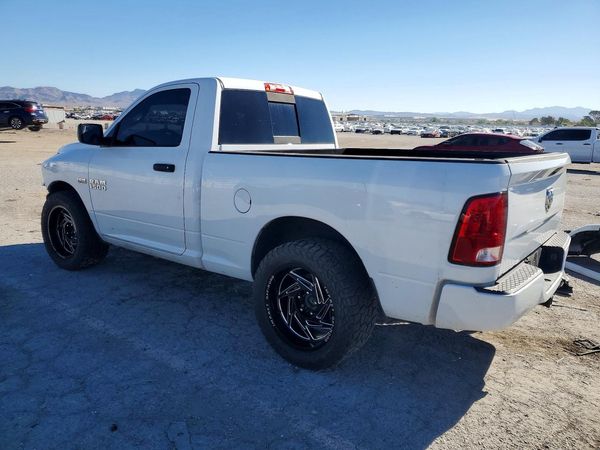 2015 RAM 1500 ST
