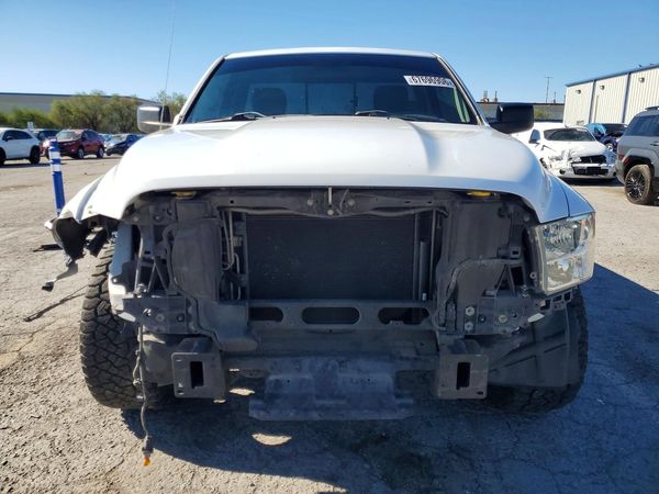 2015 RAM 1500 ST