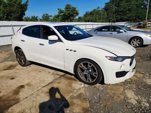 2019 MASERATI LEVANTE