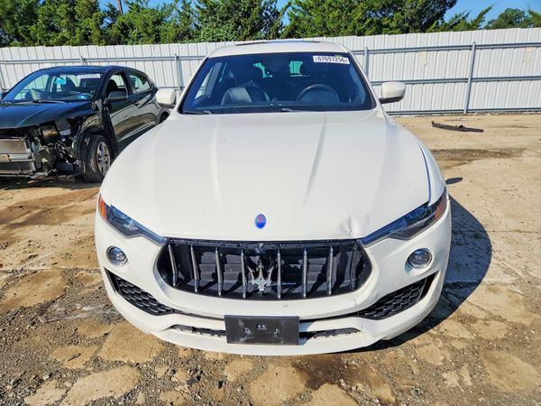 2019 MASERATI LEVANTE