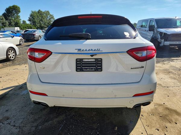 2019 MASERATI LEVANTE