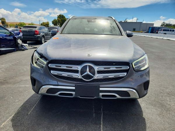 2022 MERCEDES-BENZ GLC
