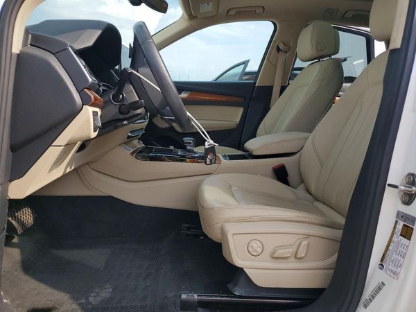 2021 AUDI Q5