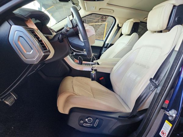 2019 LAND ROVER RANGE ROVER SPORT