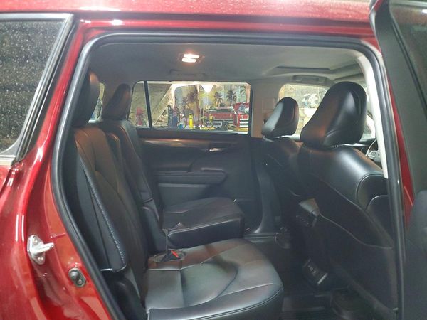 2023 TOYOTA HIGHLANDER