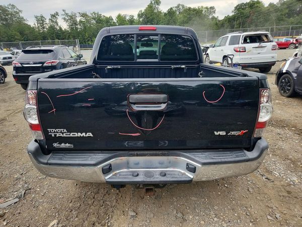 2013 TOYOTA TACOMA Delux