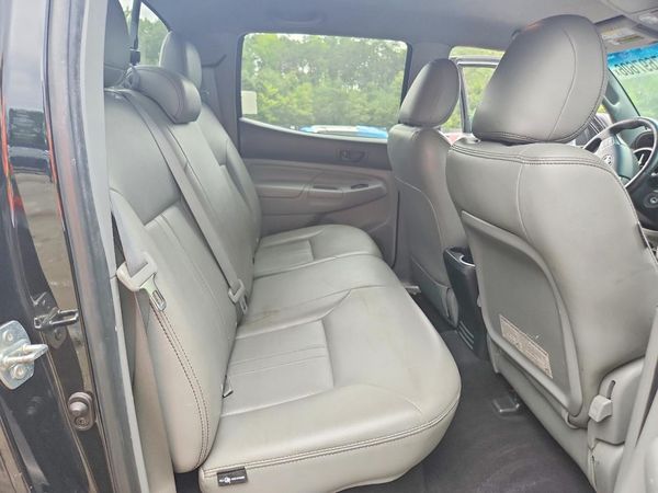 2013 TOYOTA TACOMA Delux