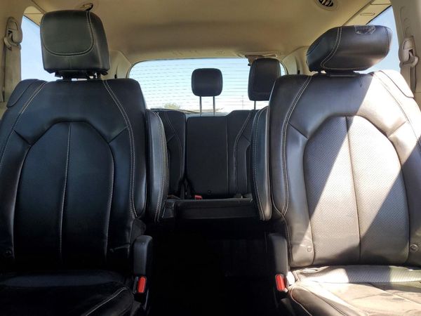 2020 CHRYSLER VOYAGER