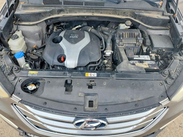 2015 HYUNDAI SANTA FE TOP — Engine bay