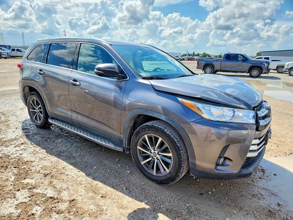 2019 TOYOTA HIGHLANDER