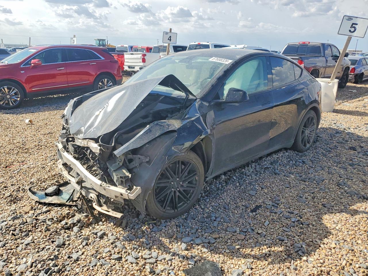 2021 TESLA MODEL Y — Front 3/4