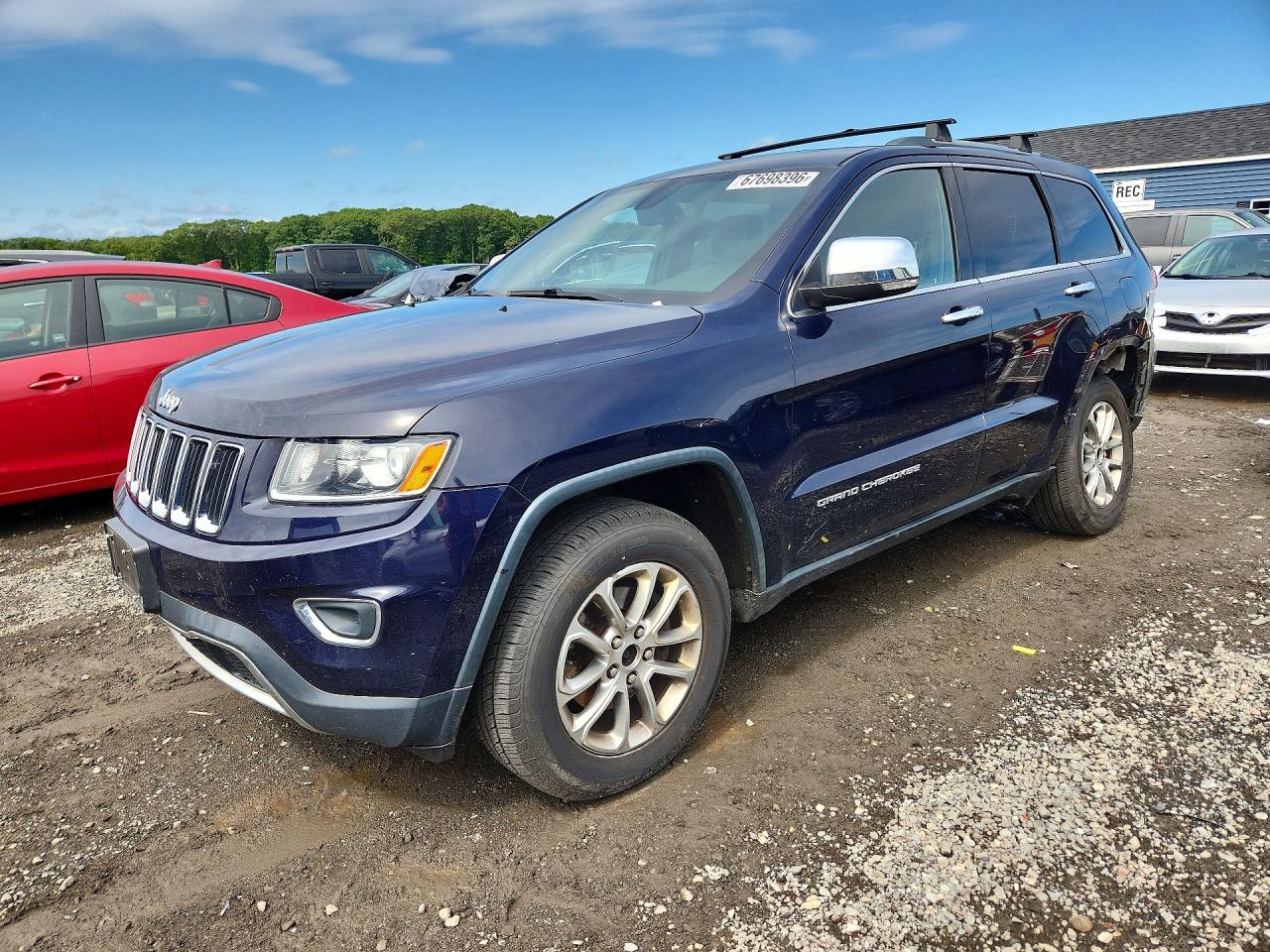 2014 JEEP CHEROKEE Limited — Front 3/4