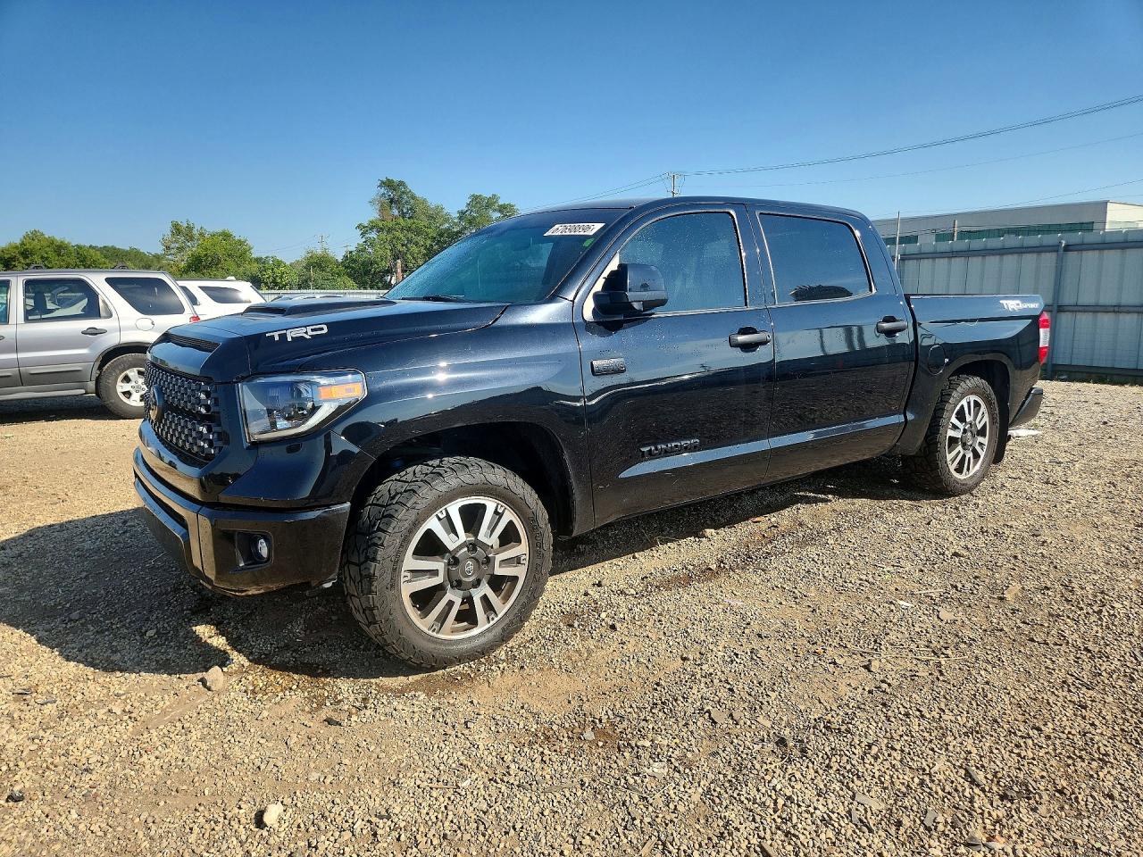 2021 TOYOTA TUNDRA SR5 grade