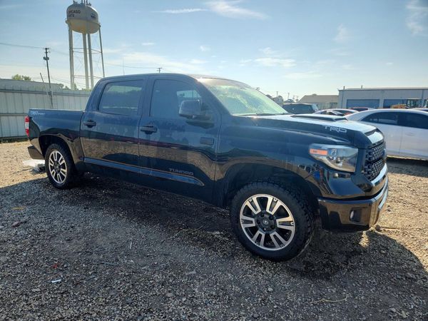 2021 TOYOTA TUNDRA SR5 grade