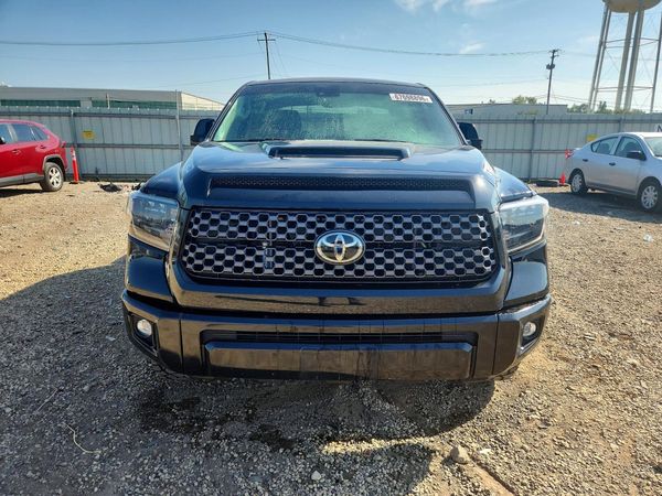2021 TOYOTA TUNDRA SR5 grade