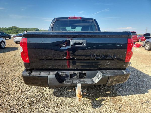 2021 TOYOTA TUNDRA SR5 grade