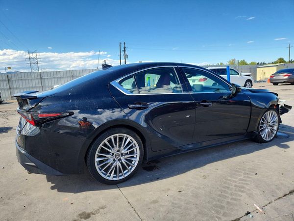 2022 LEXUS IS 300 Premium