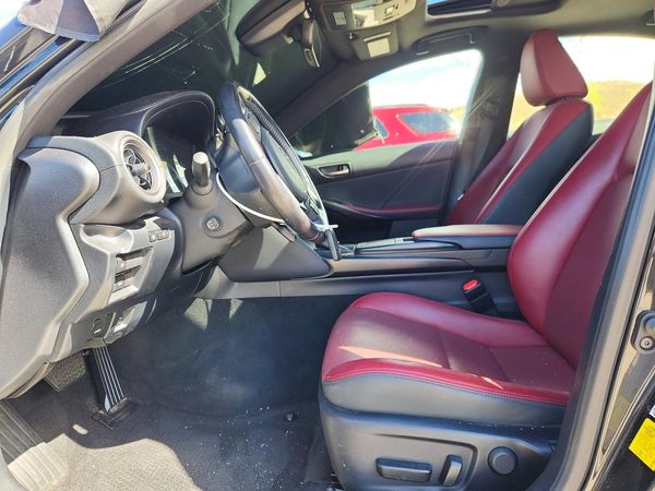 2022 LEXUS IS 300 Premium