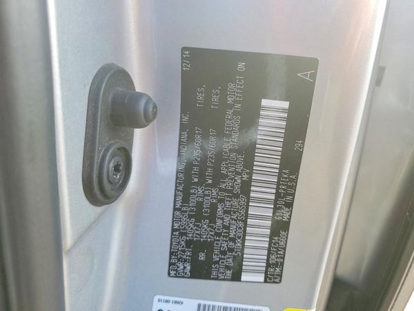 2015 TOYOTA SIENNA — VINS