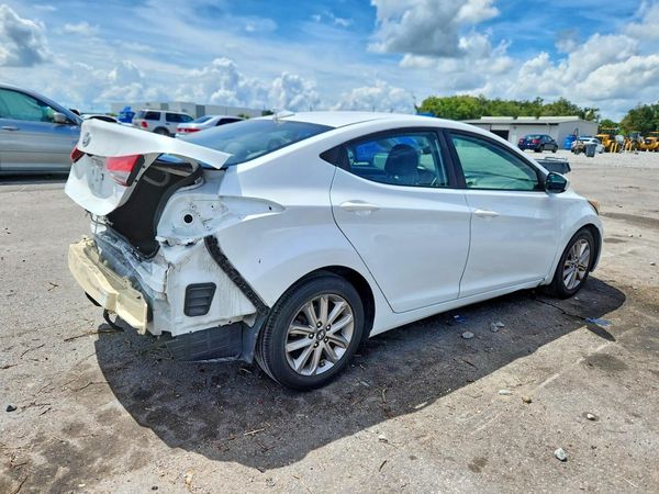 2016 HYUNDAI ELANTRA