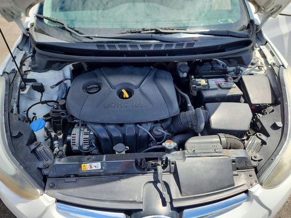 2016 HYUNDAI ELANTRA