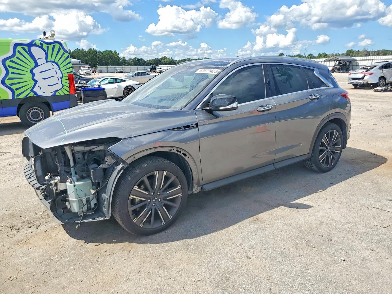 2021 INFINITI QX50 Luxe — Front 3/4