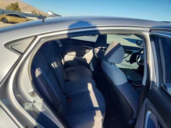 2015 HYUNDAI ELANTRA