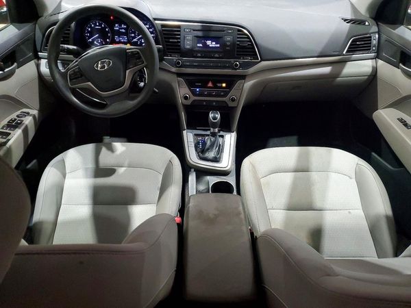 2017 HYUNDAI ELANTRA SE Base