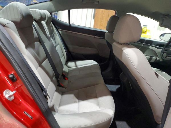 2017 HYUNDAI ELANTRA SE Base