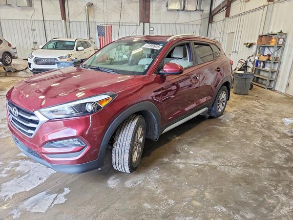 2017 HYUNDAI TUCSON — Front 3/4