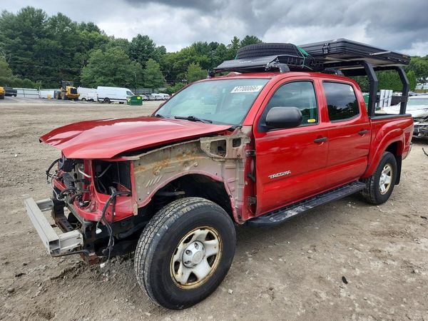 2015 TOYOTA TACOMA Delux Grade