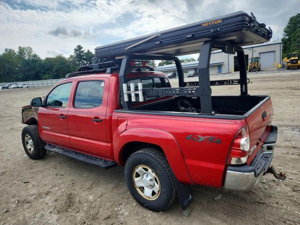 2015 TOYOTA TACOMA Delux Grade
