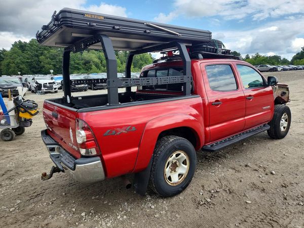 2015 TOYOTA TACOMA Delux Grade