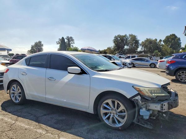 2017 ACURA ILX Base/Acura Watch Plus