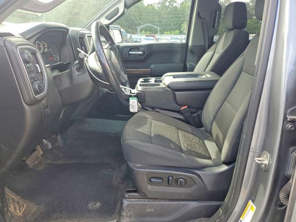 2022 CHEVROLET SILVERADO LT-L — DENT