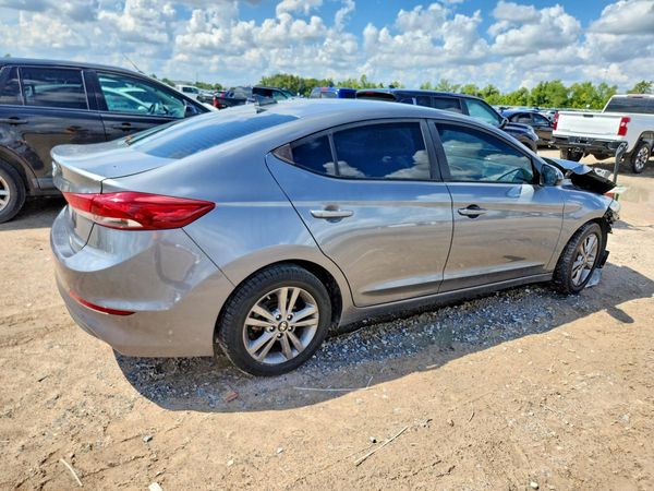 2018 HYUNDAI ELANTRA