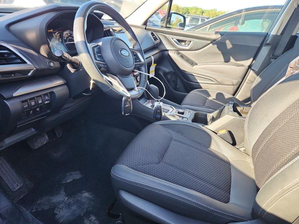 2024 SUBARU FORESTER