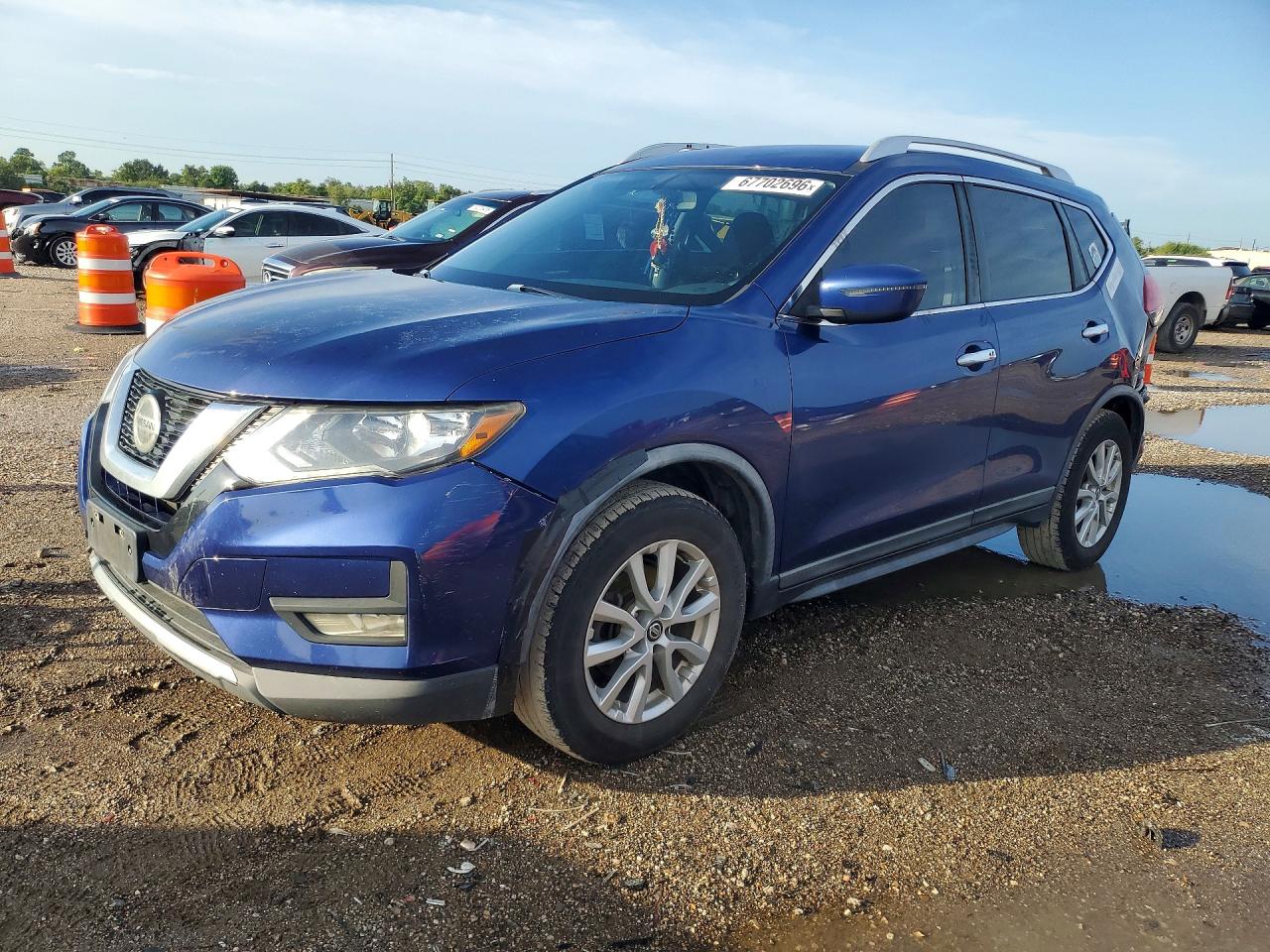 2018 NISSAN ROGUE — Front 3/4