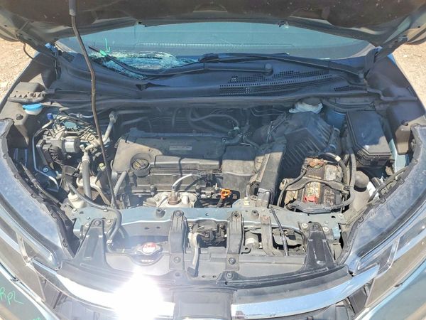 2016 HONDA CRV SE — Engine bay
