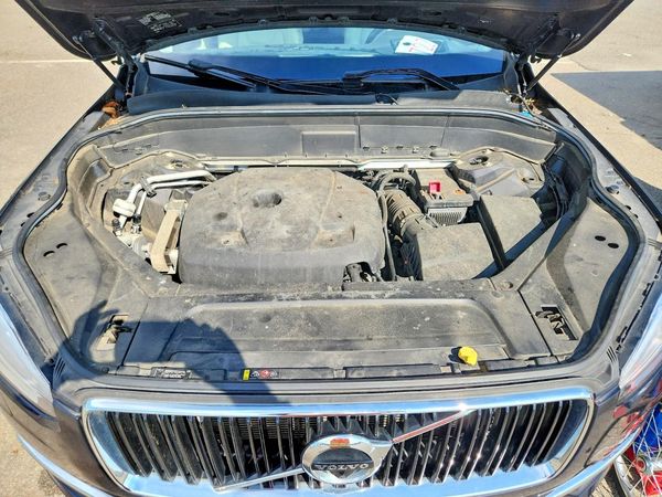 2017 VOLVO XC90
