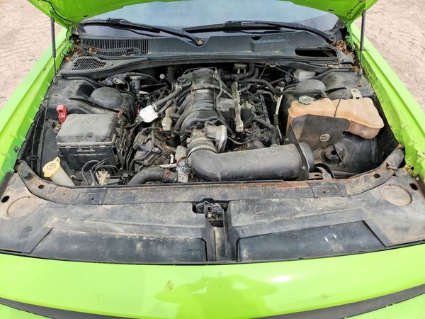 2012 DODGE CHALLENGER R/T — Engine bay
