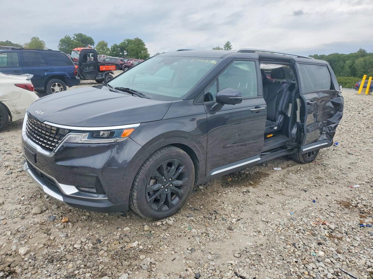 2022 KIA CARNIVAL