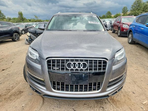 2012 AUDI Q7 Premium Plus — DIRF