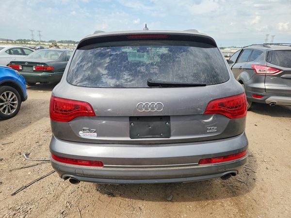 2012 AUDI Q7 Premium Plus — DIRR