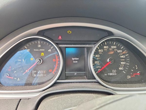 2012 AUDI Q7 Premium Plus — ODOM