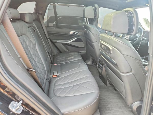 2025 BMW X5
