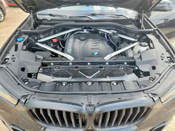 2025 BMW X5