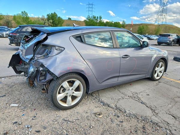 2013 HYUNDAI VELOSTER