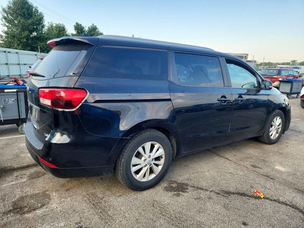 2016 KIA SEDONA