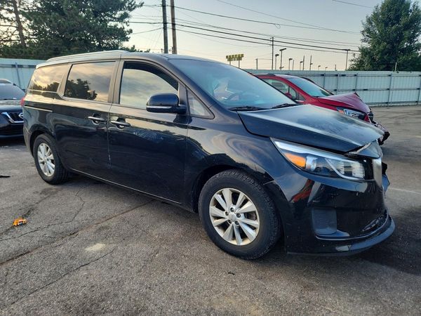2016 KIA SEDONA